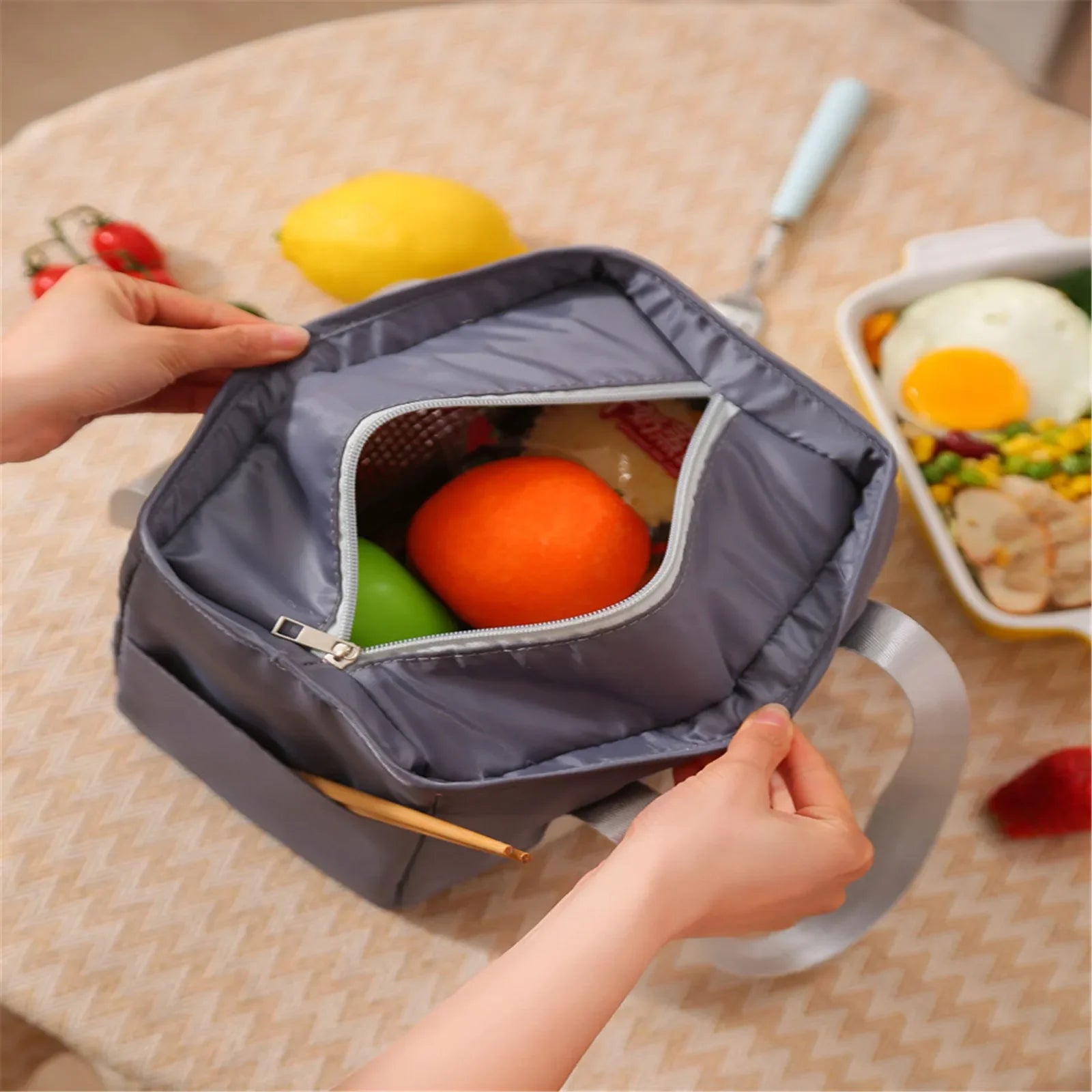 Large Capacity Waterproof Lunch Box