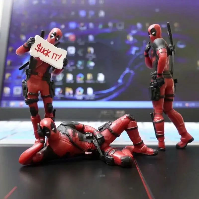 6 Desk Decoration Deadpool Toys