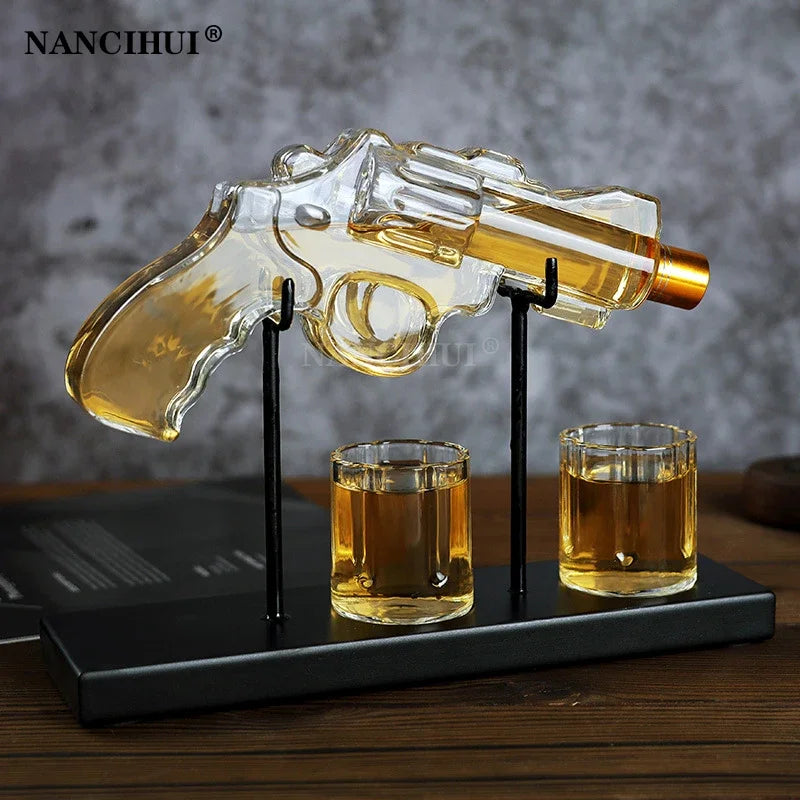 Revolver whiskey glass set